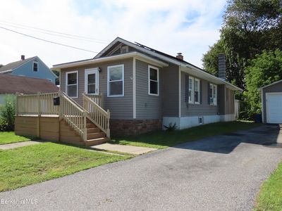 2 W Kittler Ave