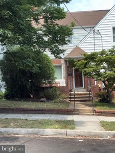 411 Peabody St NW