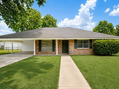 2556 Theodosia Dr