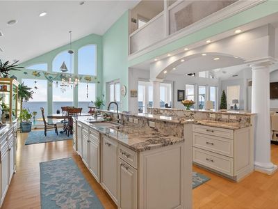 880 W Ocean View Ave