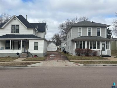 405 & 409 S Walts Ave