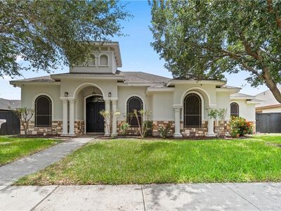 1305 W Park Dr