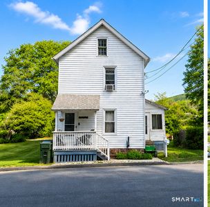 38 Woodland Street