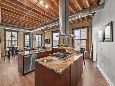 205 North Water STREET #404