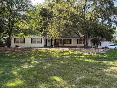 930 Huntington Rd
