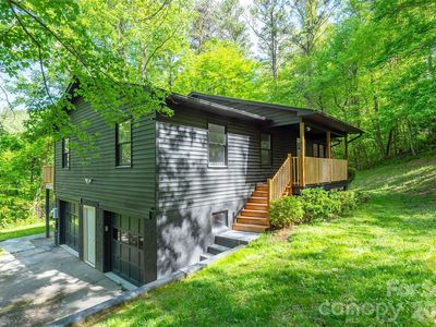 4 Smokey Mountain Dr