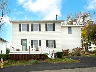 17 Whitehead Ave