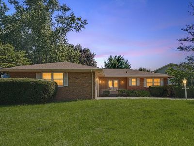 Property at 10 Greenfield Ct, Savoy, IL