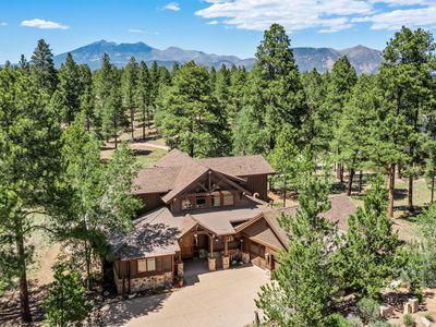 2214 Del Rae Dr