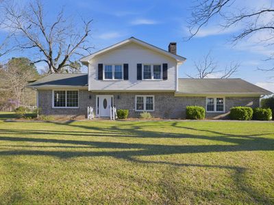 1468 Azalea Dr.