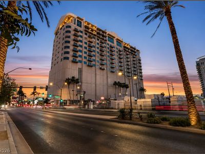 900 Las Vegas Blvd N #814