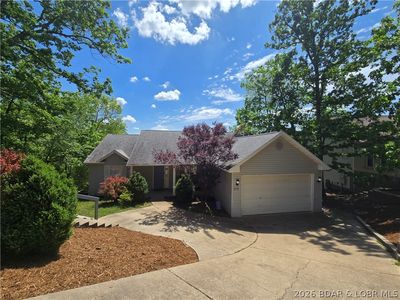 316 Albany Dr