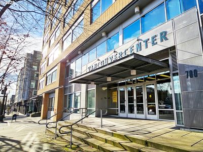 700 Washington St APT 1020