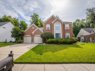 Property at 1113 Sparrowwood Blvd, Batavia, OH