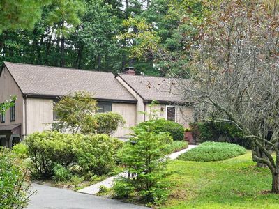 27 Algonquin Ave