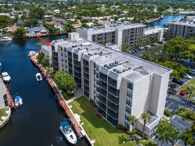 17 ROYAL PALM Way #6060