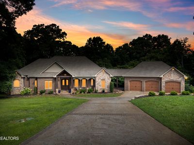 362 Parkwood Cir