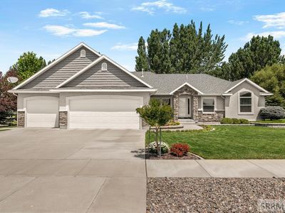 916 Oak Hill Way