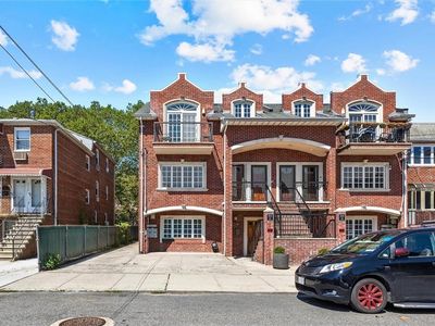 2518 West St #2B