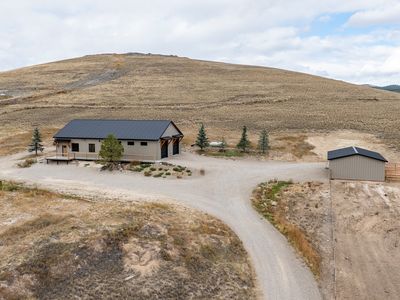 2120 Lowe Ct