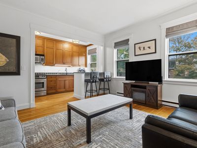 202 W Springfield St APT 5