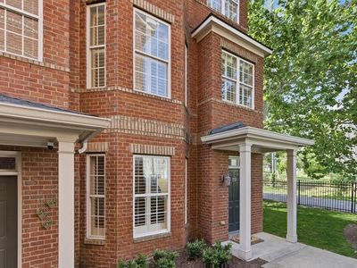 752 Wedgewood Park