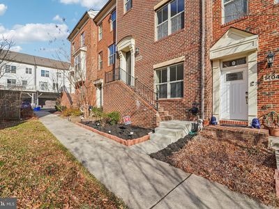 14045 Marketcenter Dr