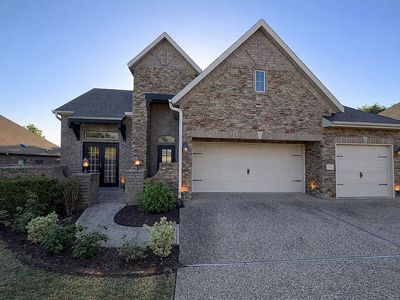 3737 N Lalique Ln