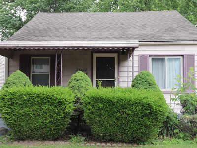 24252 Tuscany Ave
