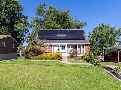 486 Lindsay Rd