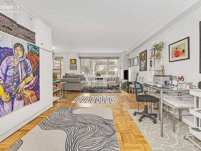 201 E 37th St APT 3F