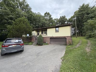 425 Grill Rd