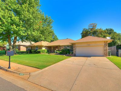1905 Walking Sky Rd