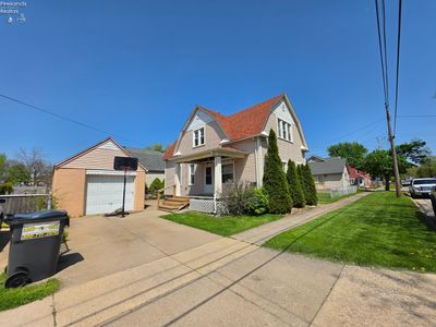 1709 Sandusky St