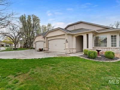 356 S Golden Eagle Ln