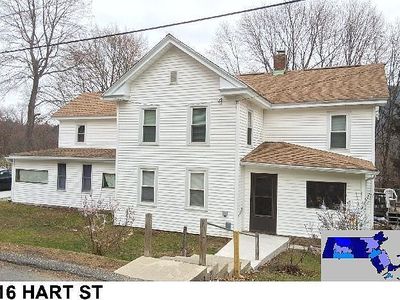 16 Hart St