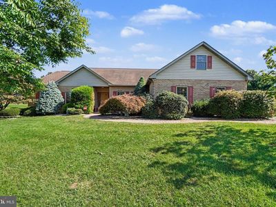 17 Foxwood Dr