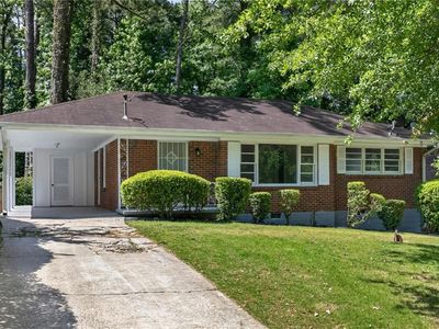 2712 Loghaven Dr NW