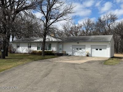 13585 Dakota #17