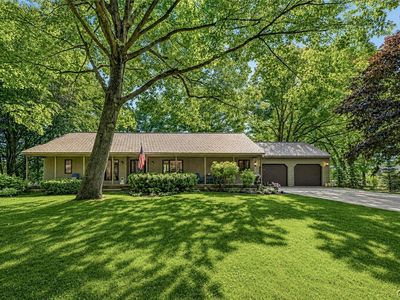 16 High Banks Dr