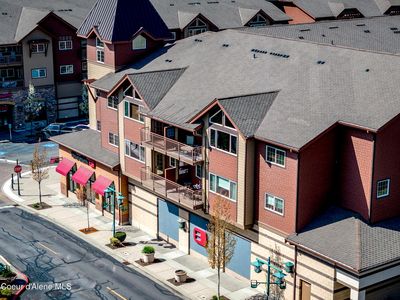 2051 N Main St SUITE 204