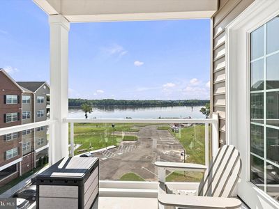 16352 River View Ct