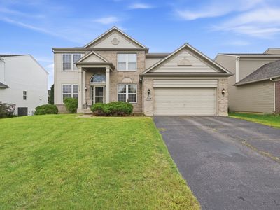 3104 Deerpath Ln