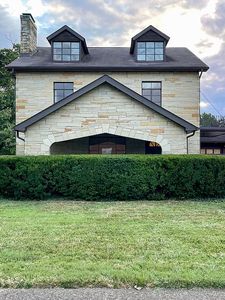 109 Woodland Dr
