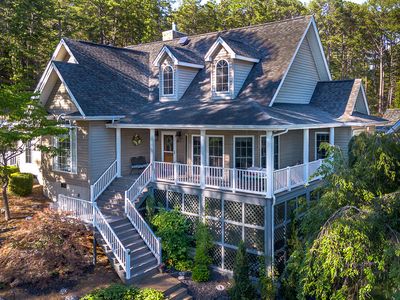 30 Sandstone Ln