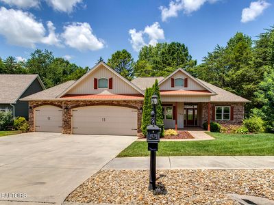 109 Gado Way