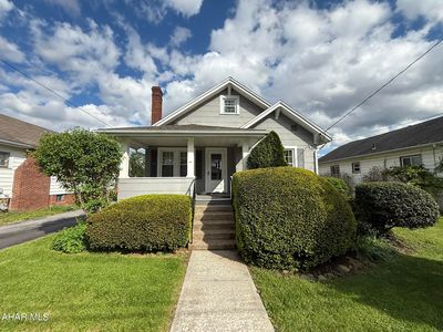 521 E Park Ave