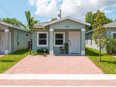 2694 Nokomis Avenue