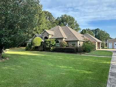 206 Heather Ln