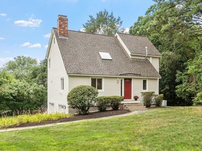 1 Heather Hill Rd